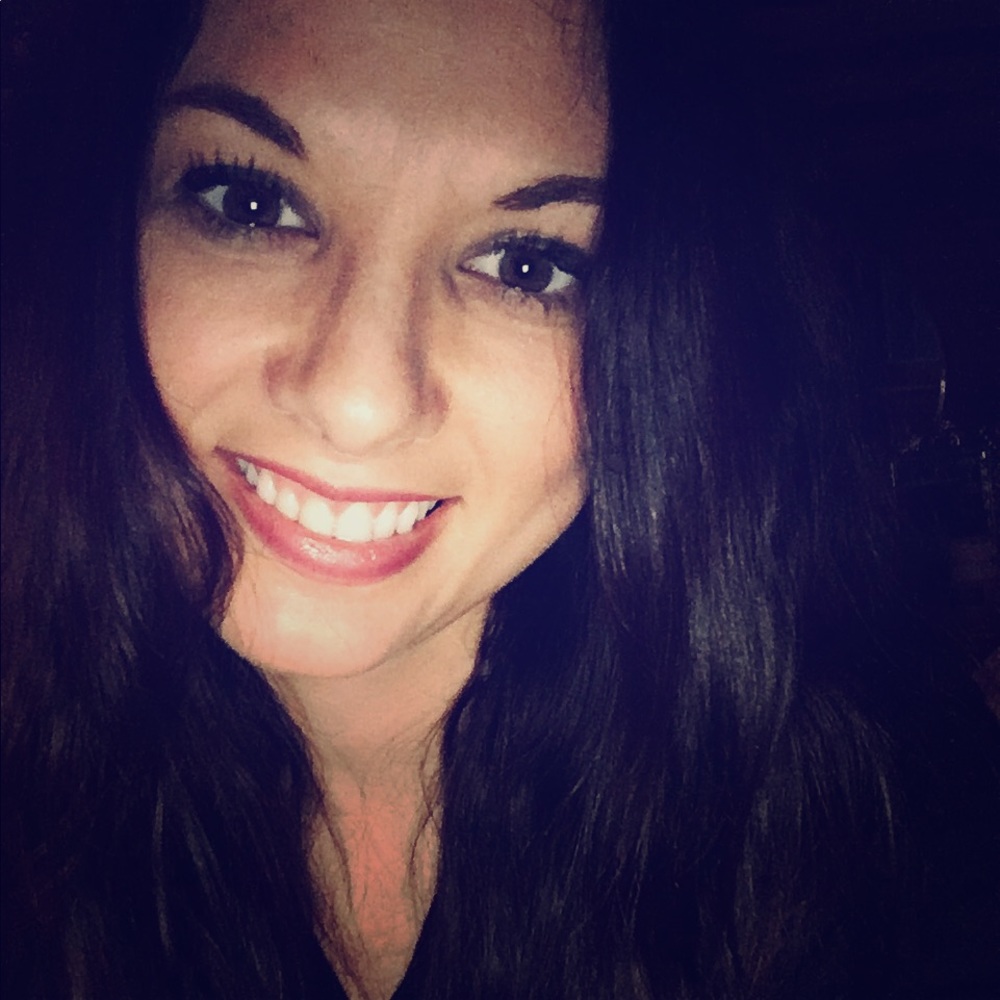 Meet your Posher, Ashley